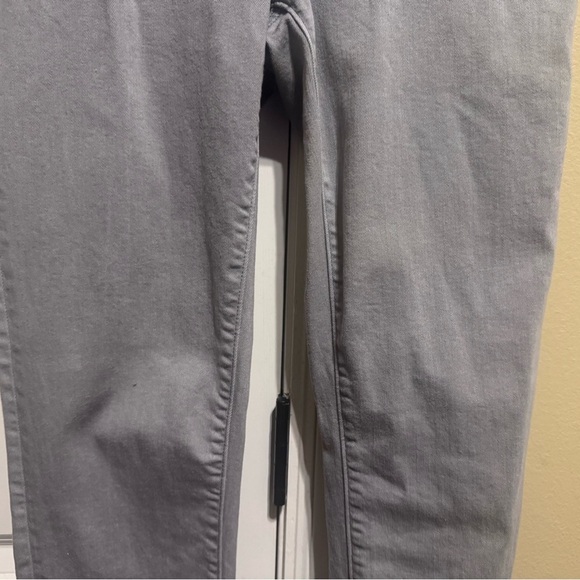 Lands’ End Grey Mid Rise Straight Leg Women’s Jeans Sz 6 - Picture 3 of 12